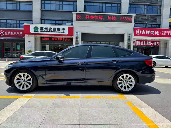 BMW 3 Series GT 2018