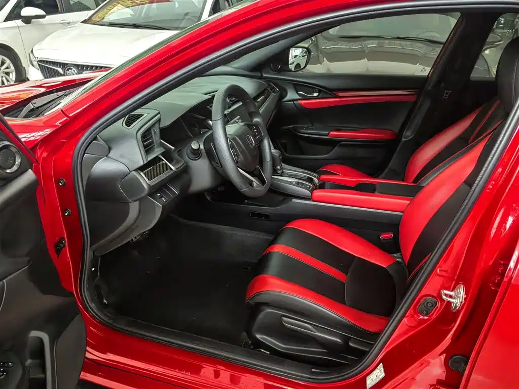 Honda Civic 2020 — фото 12
