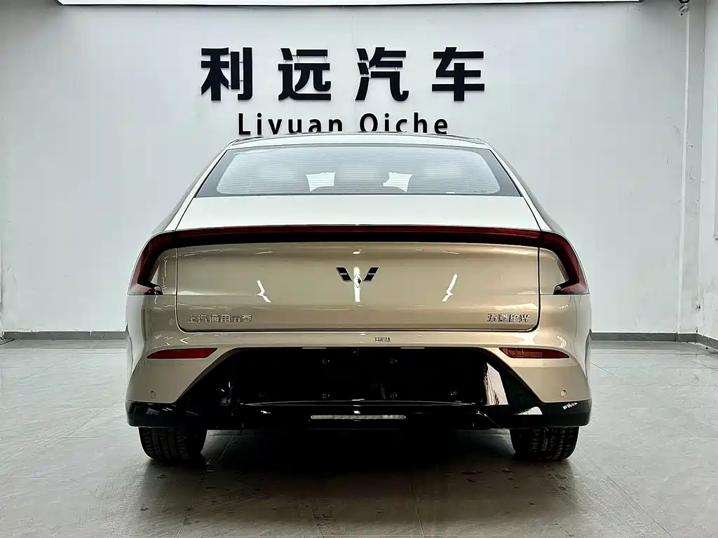 Wuling Starlight 2024 — фото 14