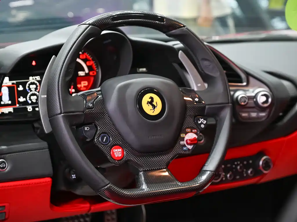 Ferrari 488 2016 — фото 8