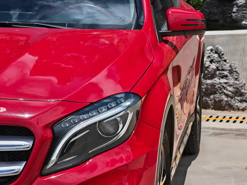 Mercedes-Benz GLA 2015