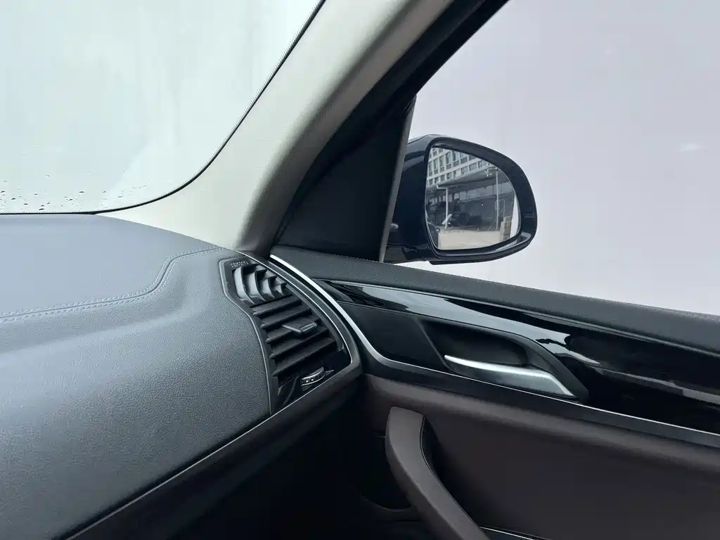 BMW X3 2021