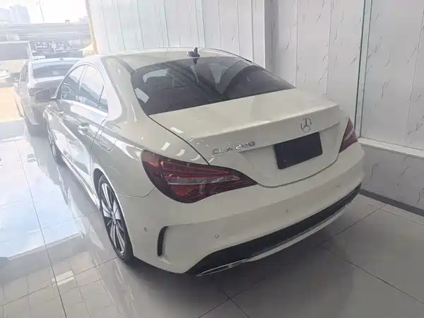 Mercedes-Benz CLA 2018