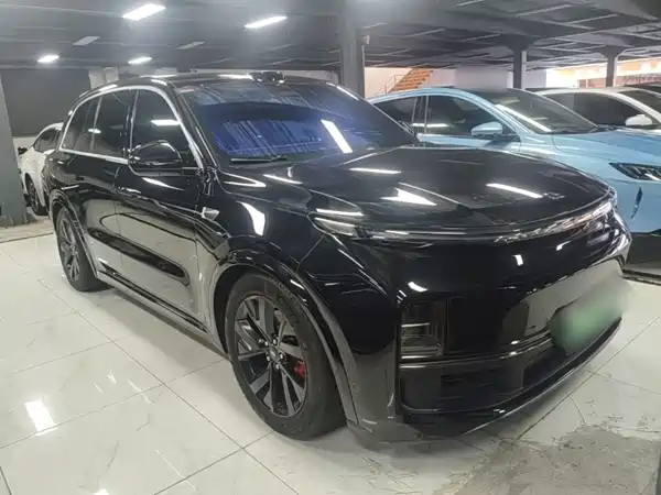 Li Auto L8 2023