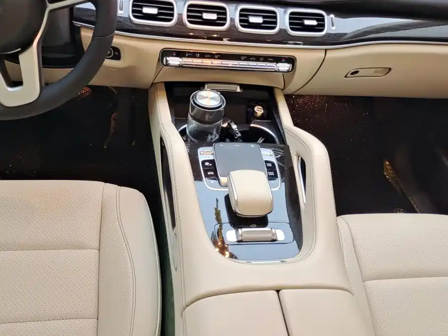 Mercedes-Benz GLE 2020 — фото 16