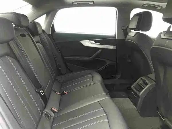 Audi A4L 2024
