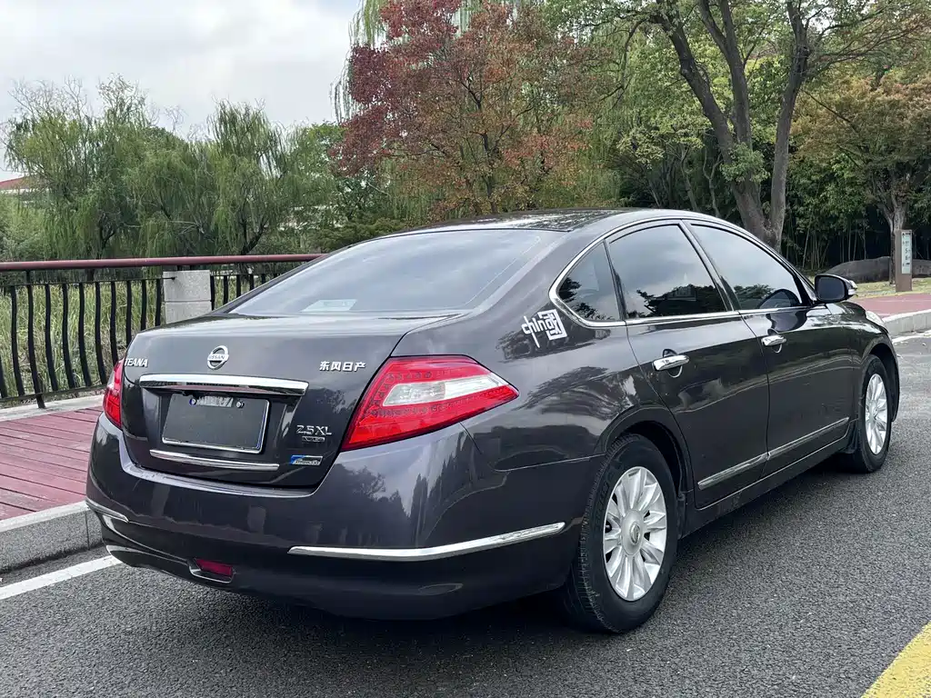 Nissan Teana 2010