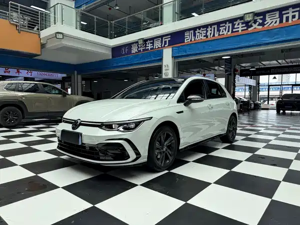 Volkswagen Golf 2022