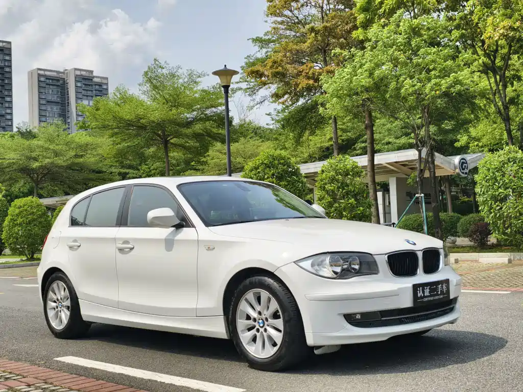 BMW 1 Series 2011 — фото 4