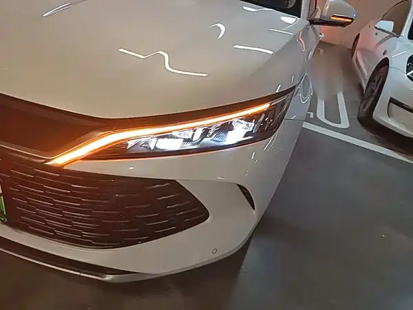 BYD Qin L 2024