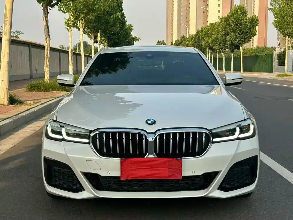 BMW 5 Series 2023