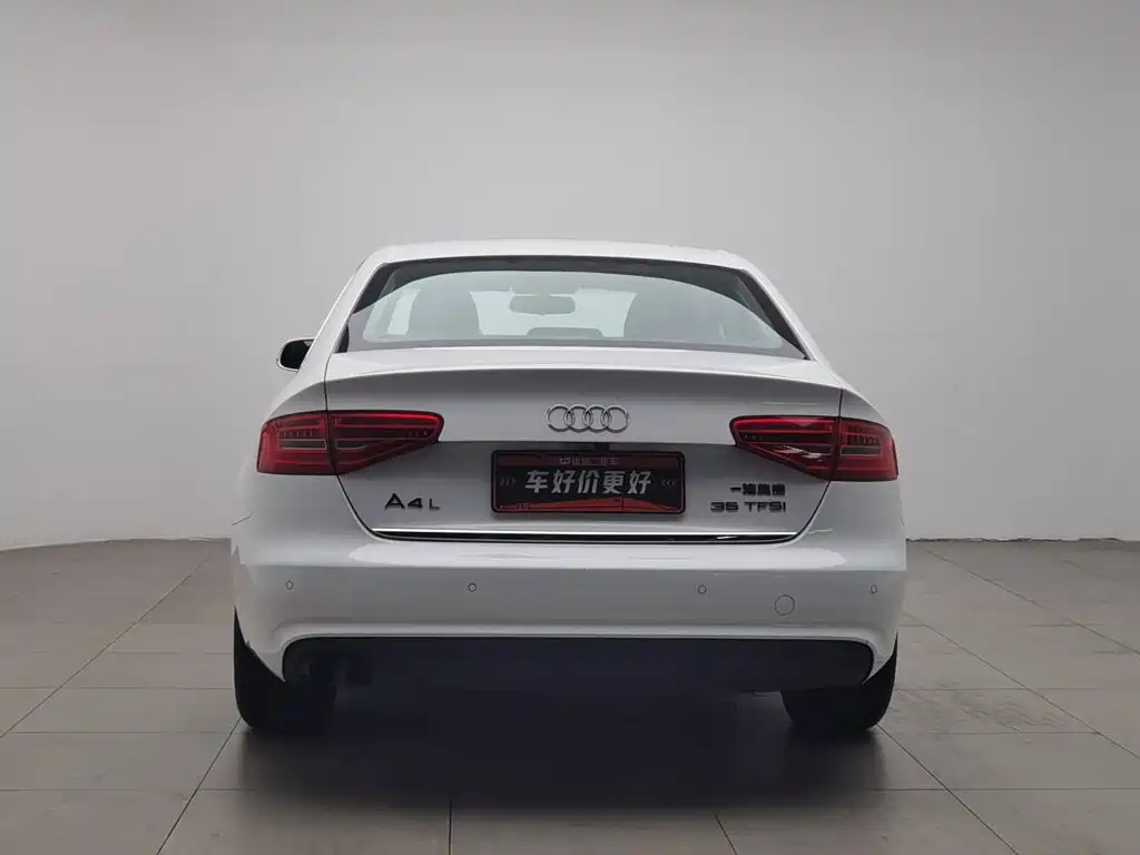Audi A4L 2014