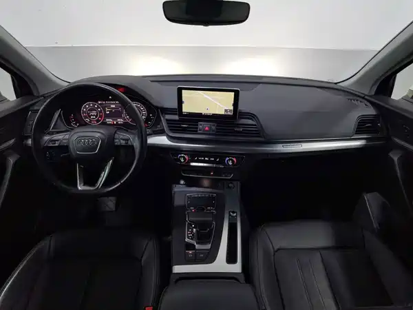 Audi Q5L 2020