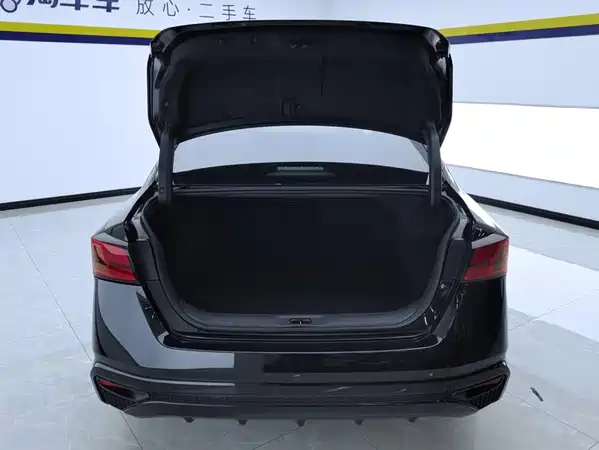 Nissan Teana 2021