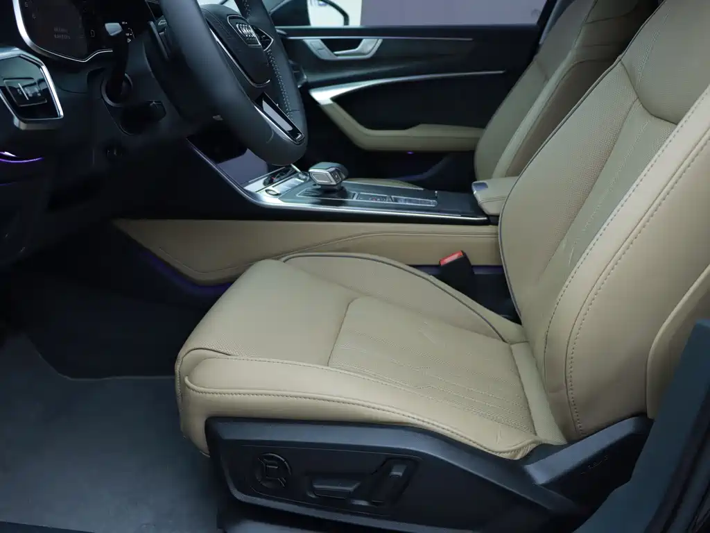 Audi A6L 2021