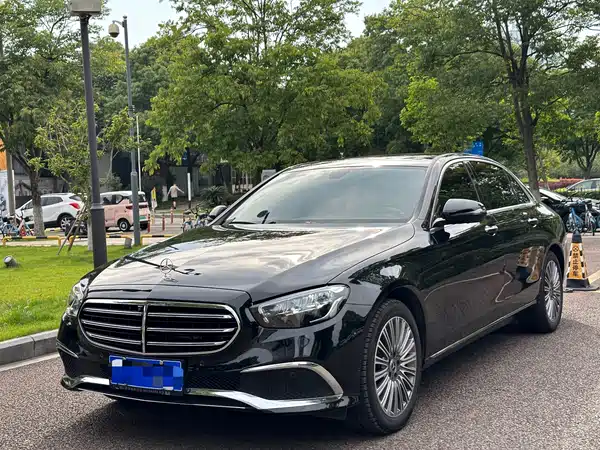 Mercedes-Benz E-Class 2021