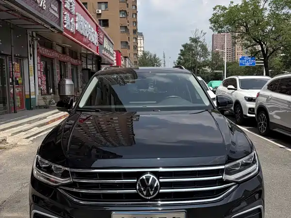 Volkswagen Tiguan L 2022