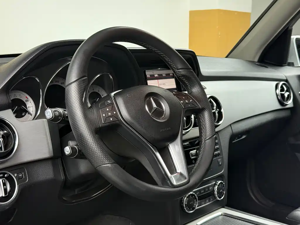 Mercedes-Benz GLK-Class 2013 — фото 8