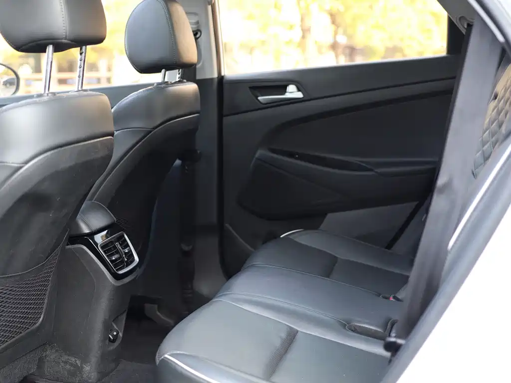 Hyundai Tucson 2020 — фото 24