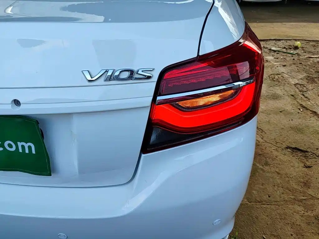 Toyota Vios 2020 — фото 8
