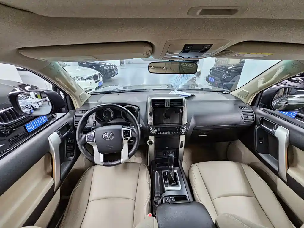 Toyota Prado 2014