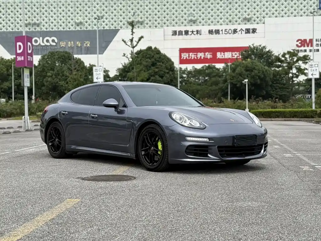Porsche Panamera 2014