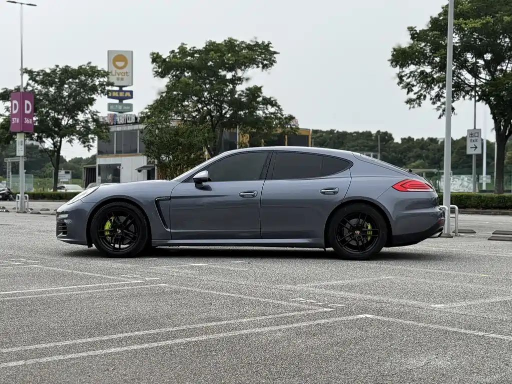 Porsche Panamera 2014