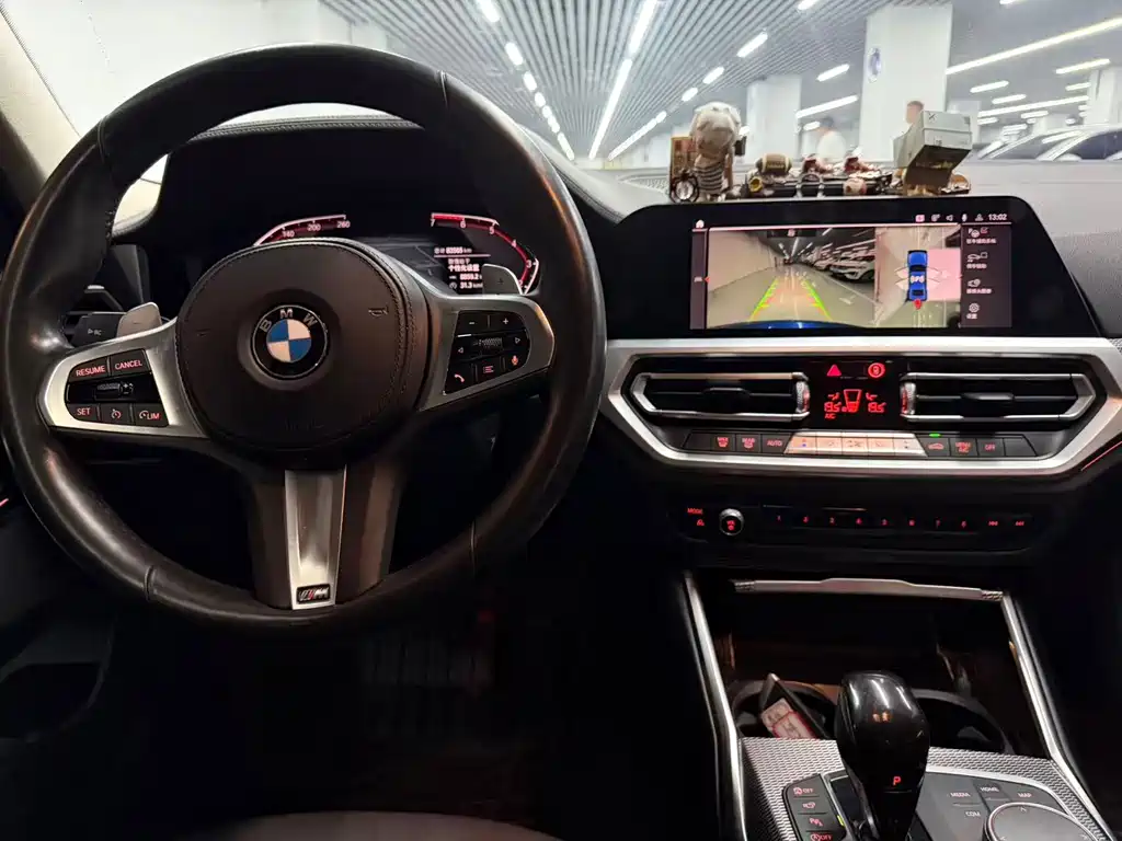 BMW 3 Series 2019 — фото 12
