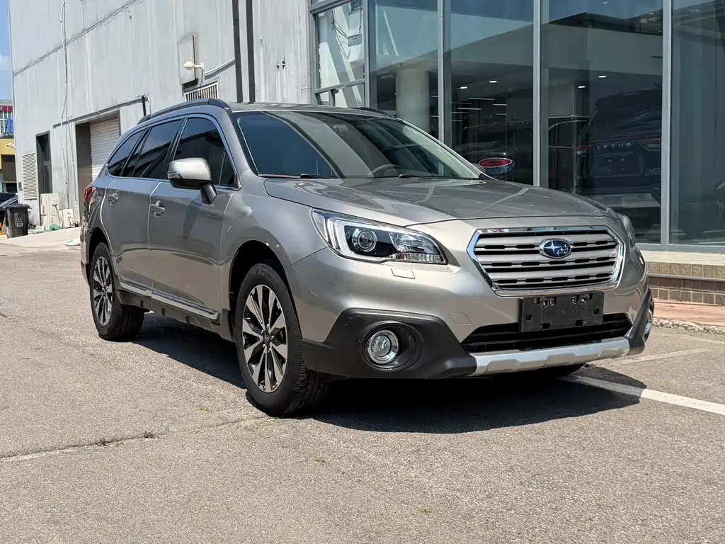 Subaru Outback 2016 — фото 2