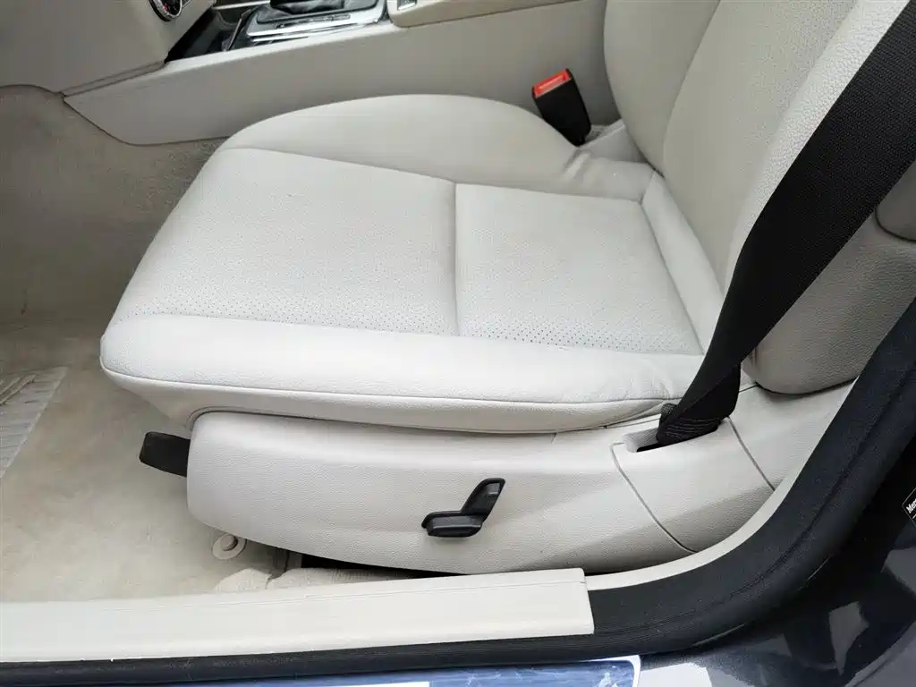 Mercedes-Benz C-Class 2014 — фото 20
