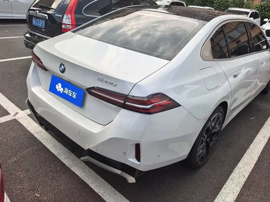 BMW 5 Series 2024