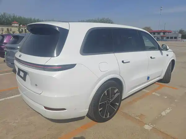 Li Auto L9 2025