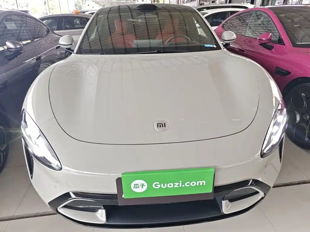 Xiaomi SU7 2025