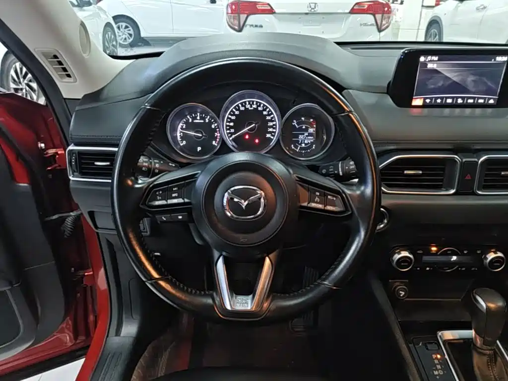 Mazda CX-5 2018 — фото 11