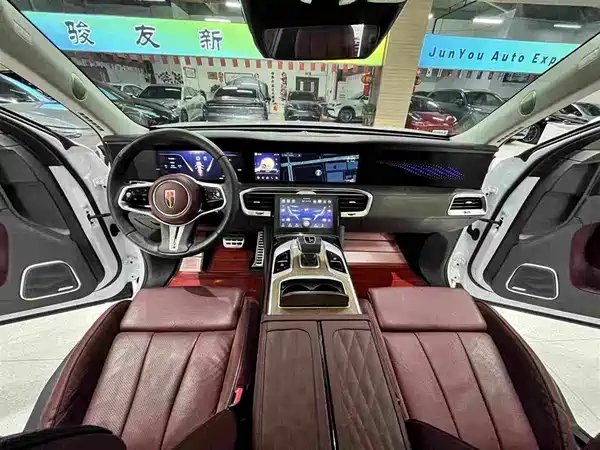 Hongqi E-HS9 2022
