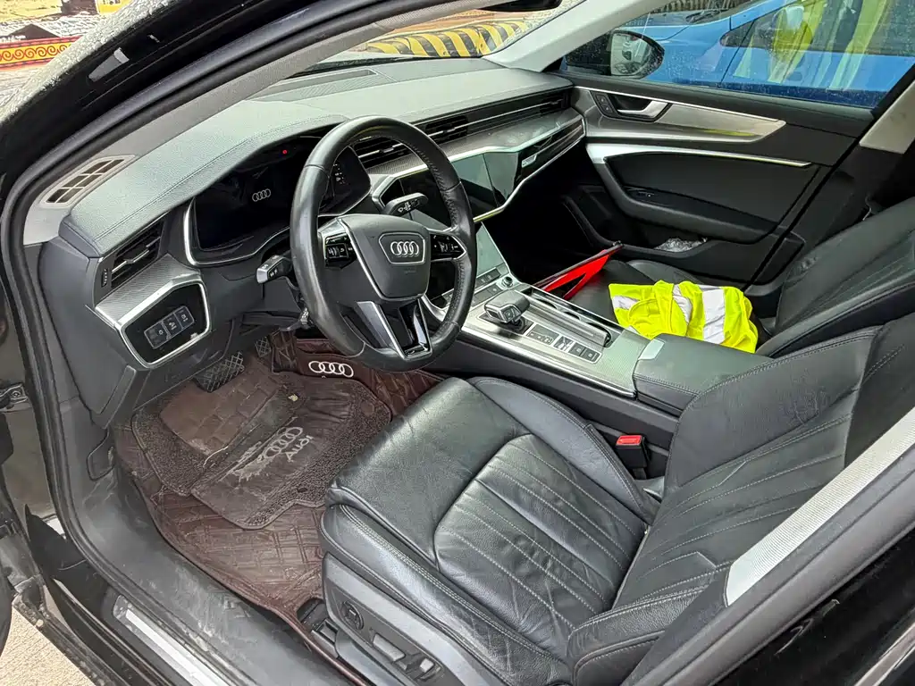 Audi A6L 2020