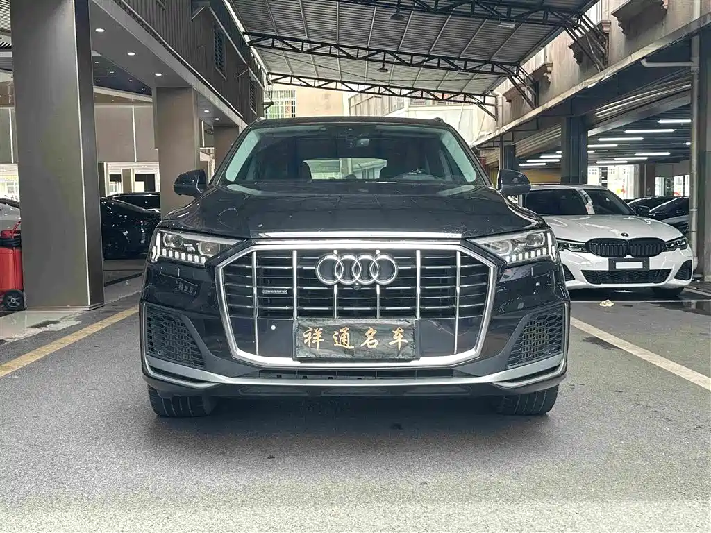 Audi Q7 2020 — фото 2