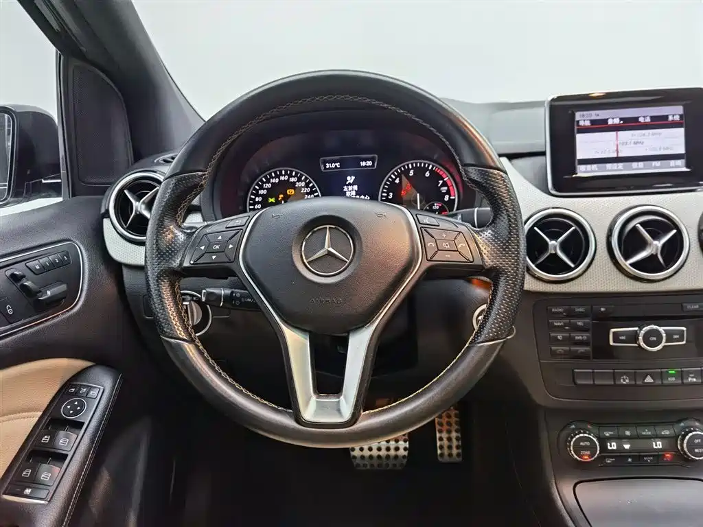 Mercedes-Benz B-Class 2013 — фото 11