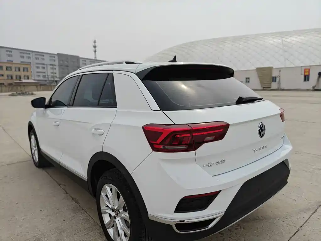 Volkswagen T-Roc 2022 — фото 4