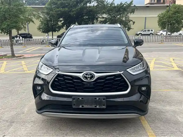 Toyota Highlander 2023