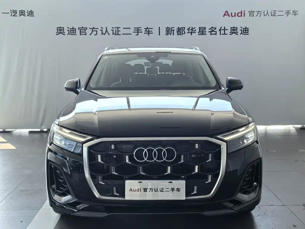 Audi Q7 2025 — фото 2