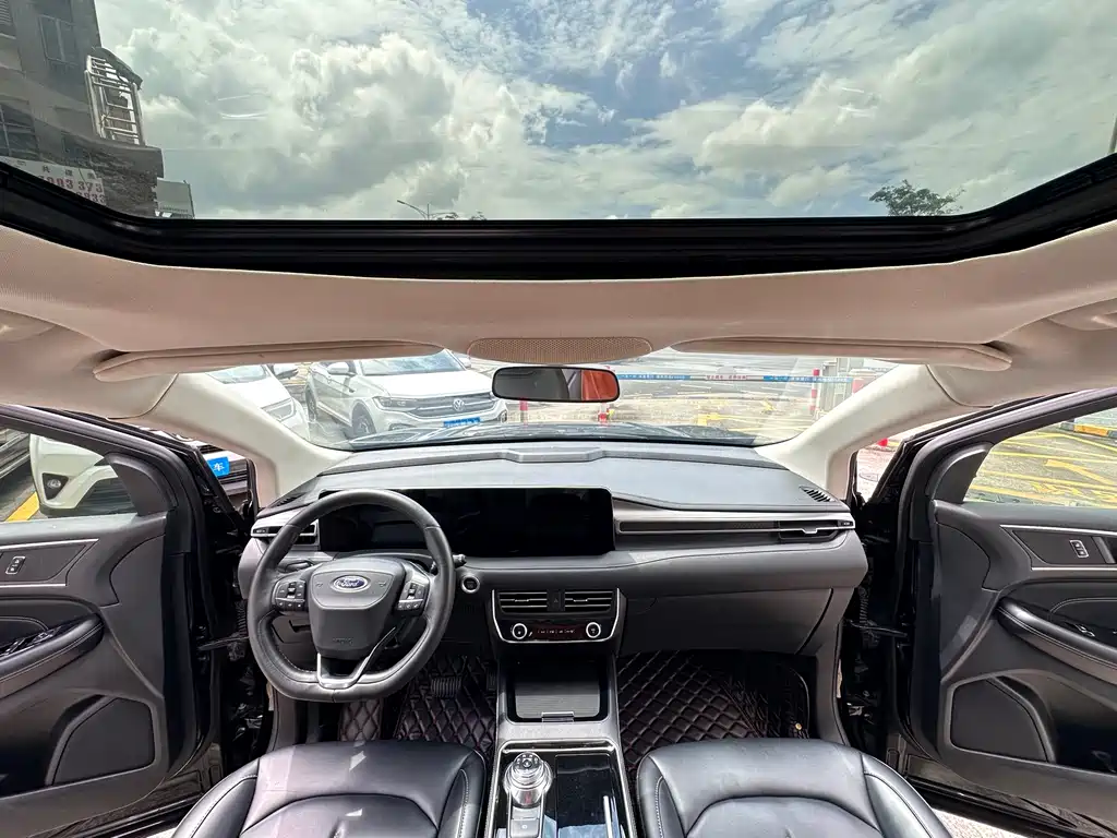 Ford Edge 2021 — фото 13