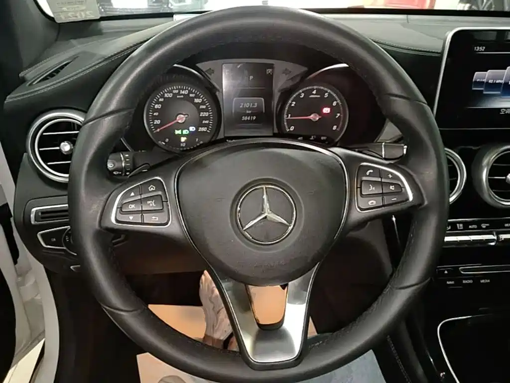 Mercedes-Benz GLC Coupe 2017 — фото 11