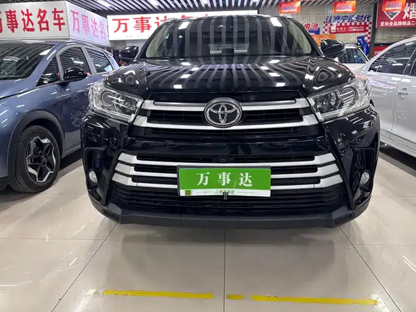 Toyota Highlander 2021