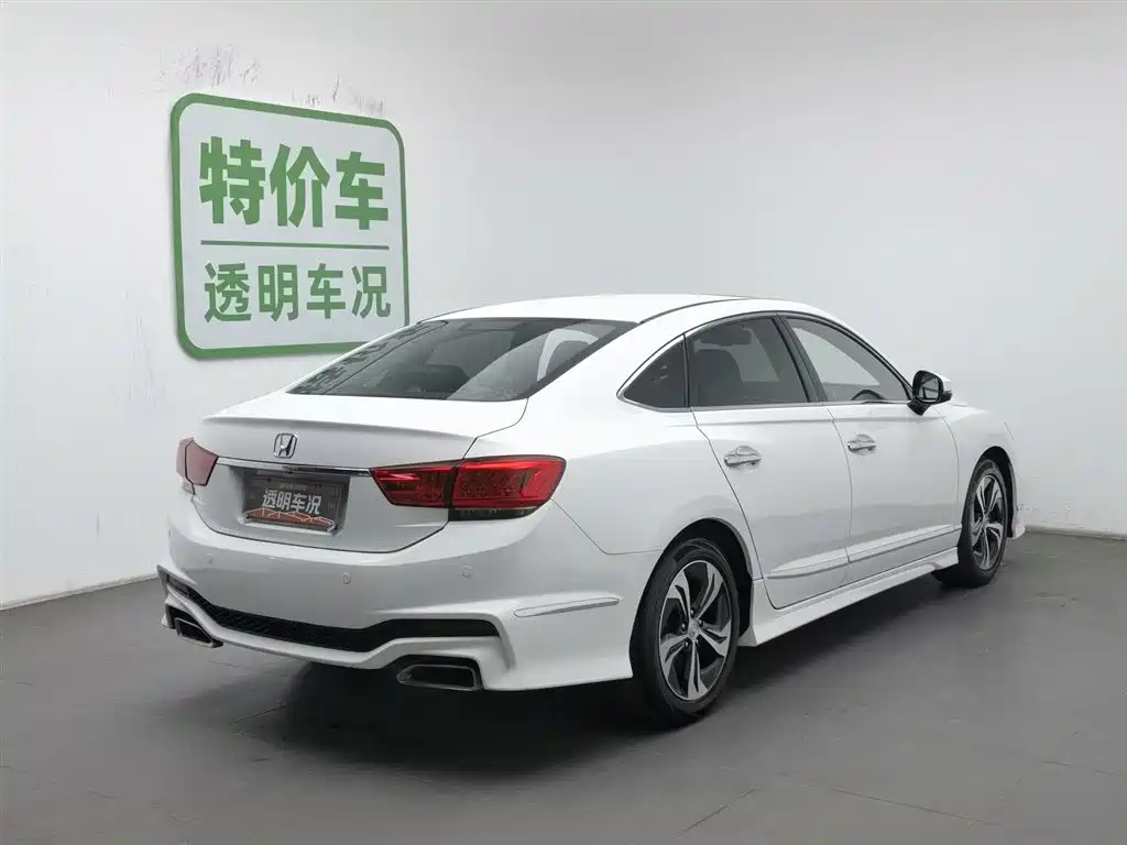 Honda Spirior 2015 — фото 2