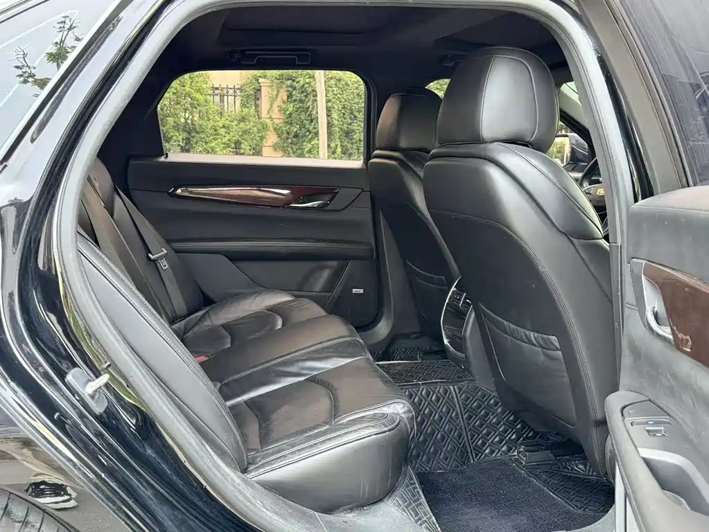Cadillac CT6 2020 — фото 10