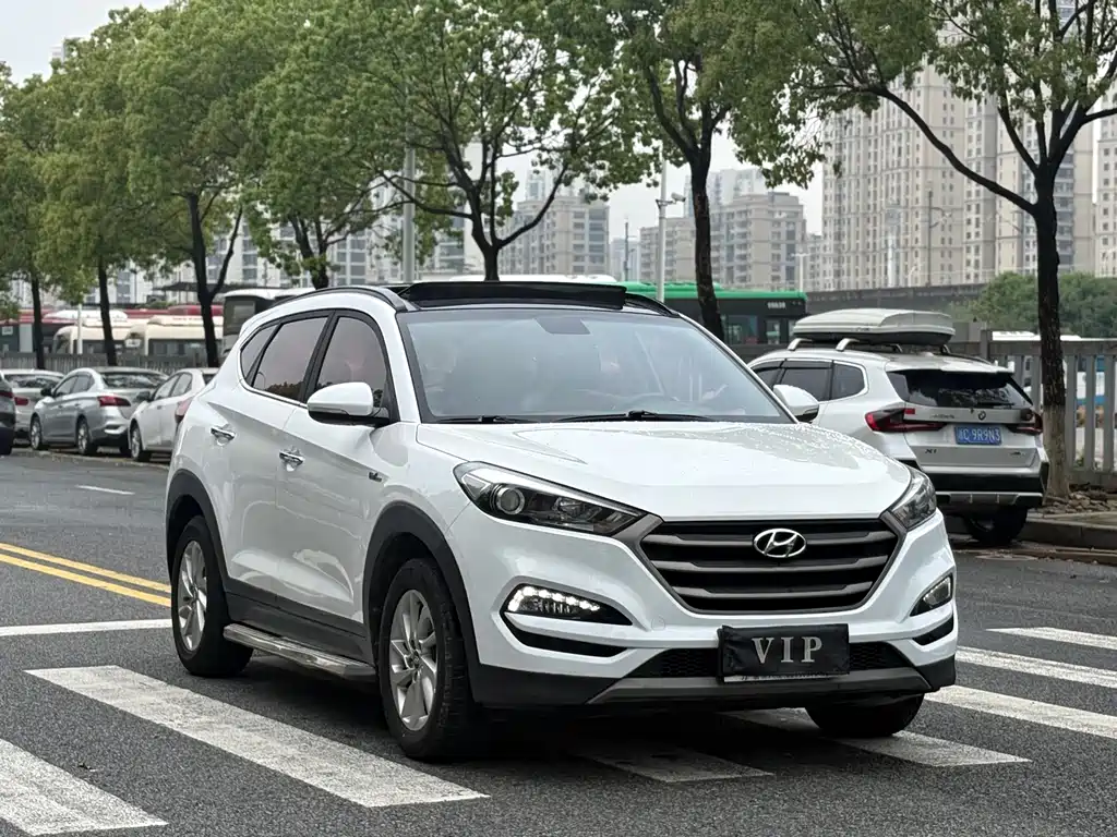 Hyundai Tucson 2017 — фото 3