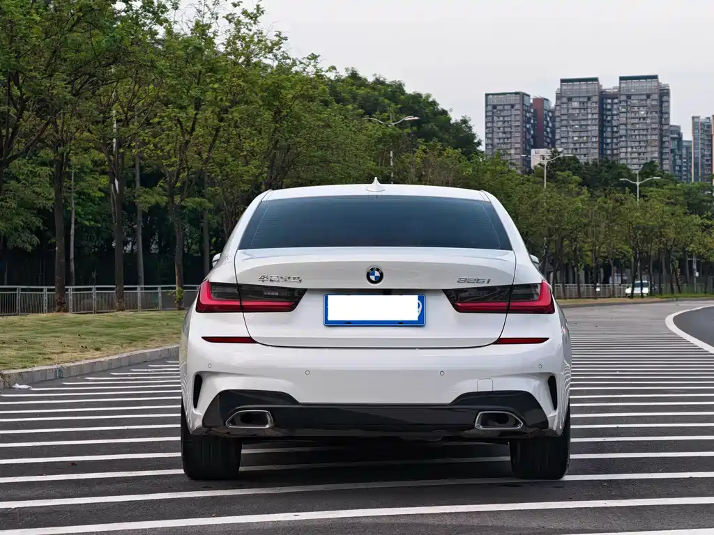 BMW 3 Series 2021
