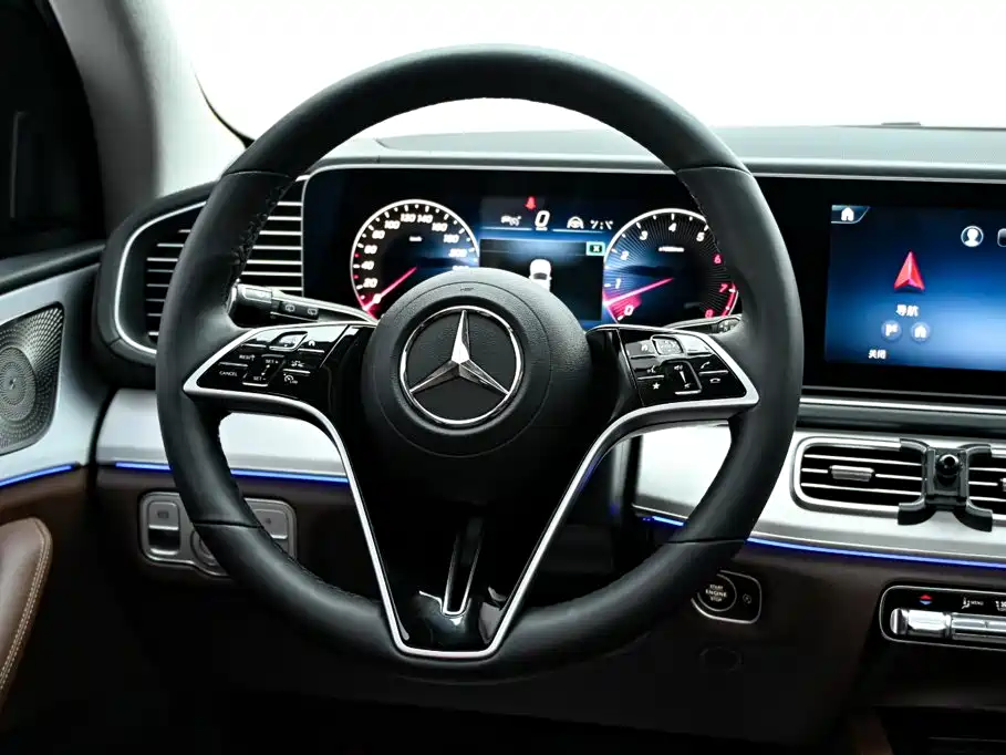 Mercedes-Benz GLS 2025 — фото 19