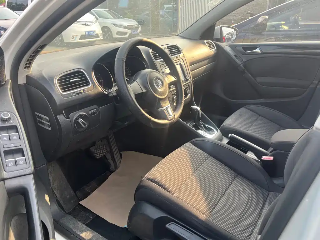 Volkswagen Golf 2013